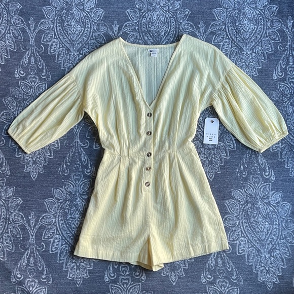 Billabong Sun Valley Romper Size Small - Picture 4 of 9